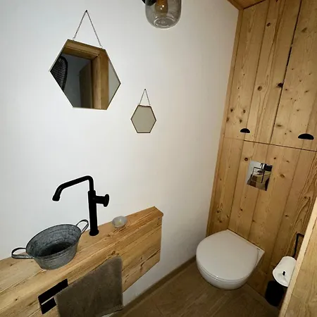 Superbe - & Sauna - In & Out Chalet